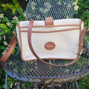 Vintage Dooney & Bourke crossbody shoulder bag